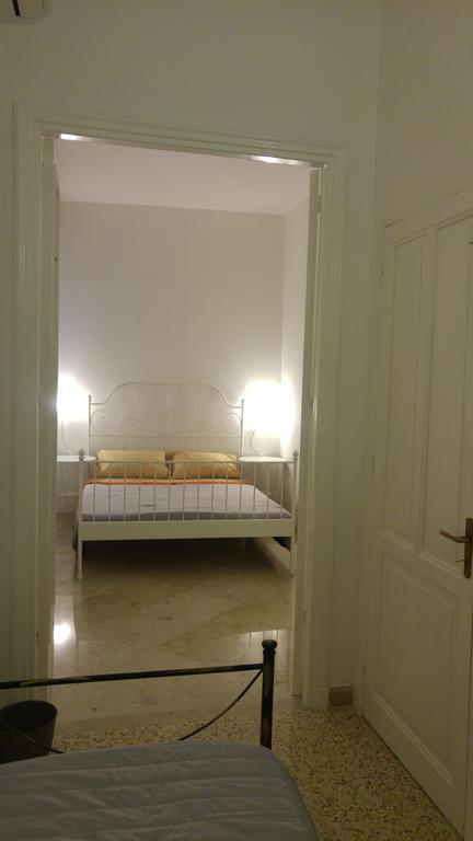 Appartamenti Al Porto Трапани Екстериор снимка